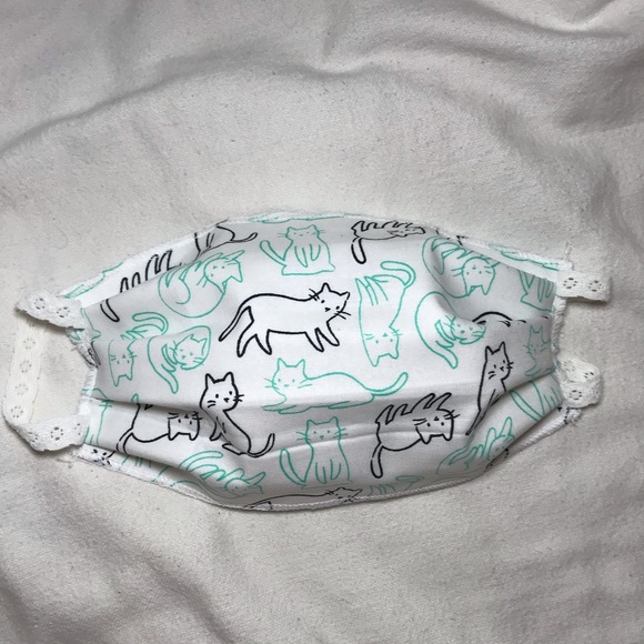 Handmade Fabric Face Masks - Picture 5 of 6